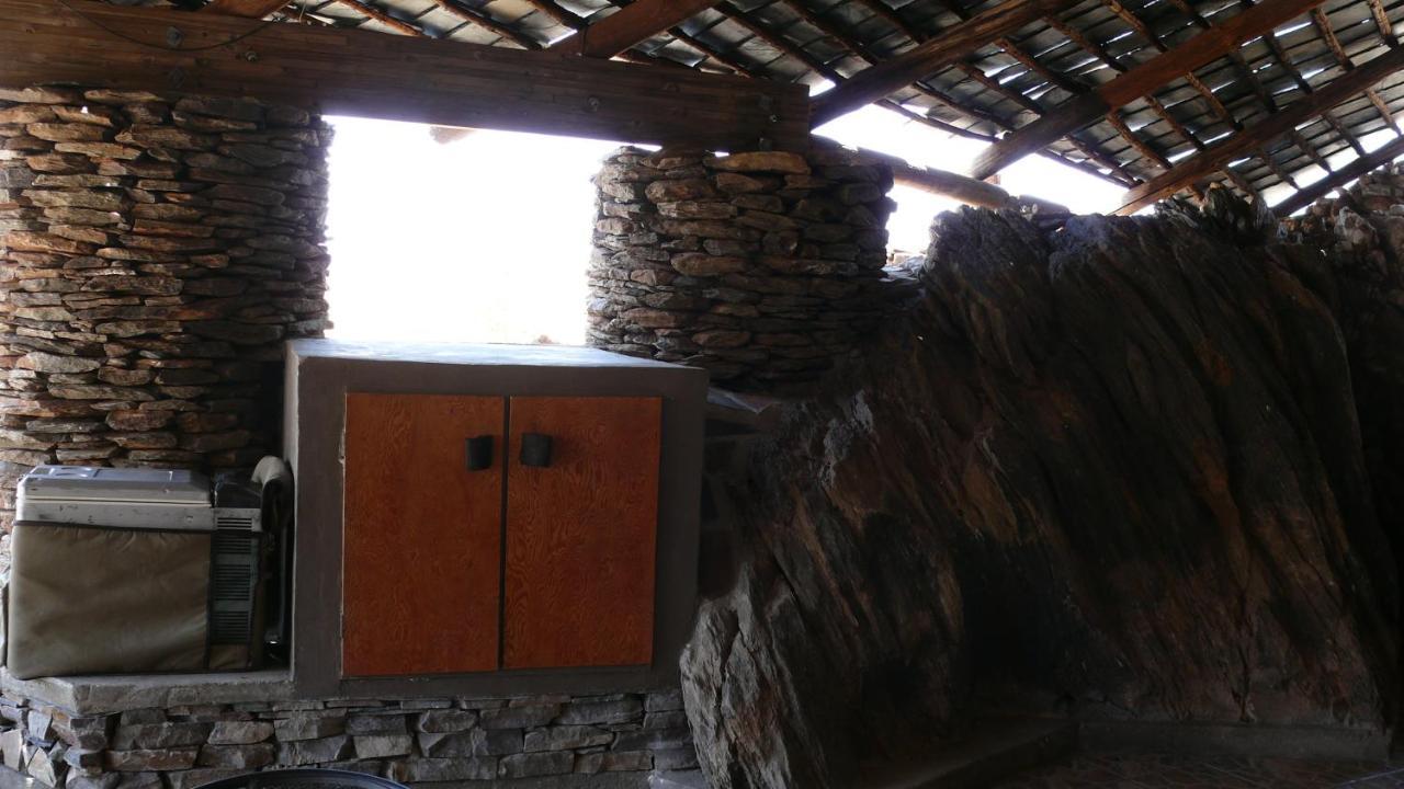Appartement Rooiklip Camp Flintstone Extérieur photo