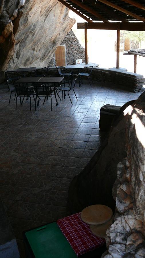 Appartement Rooiklip Camp Flintstone Extérieur photo